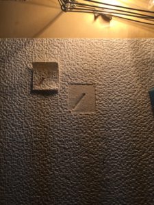 クロス穴