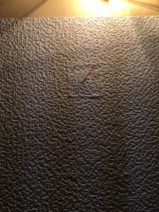 クロス穴